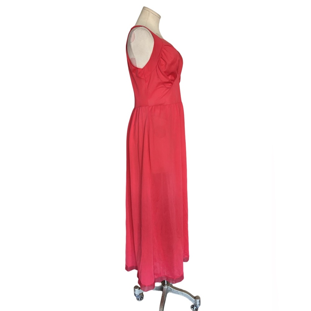 Mod 60s Retro Romantic – Vintage Coral Pink maxi length negligee – Medium - Picture 4 of 8